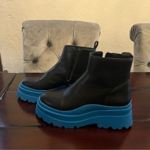 Black and blue boots (size 7) Forever21